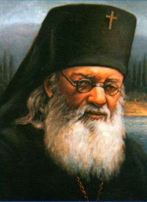 ag-loukas-episkopos-symferoupoleos-o-iatros-23_400